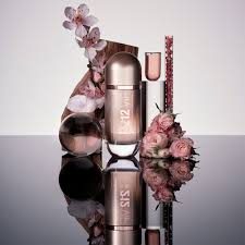 Perfume Feminino - 212 VIP Rosé - Carolina Herrera Feminino - 100 ml